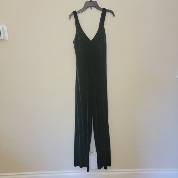 Lulus Perfectly Classy Green Velvet Strappy Jumpsuit, #2239436, Size S, $55 - Picture 3 of 8